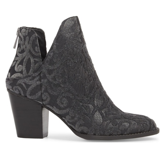 Sassy Jessica Simpson Western Ankle Booties - Picture 4 of 8
